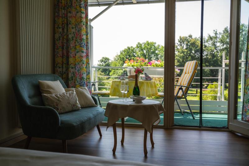 Appartamento Haus Am Kurpark Bad Birnbach Esterno foto